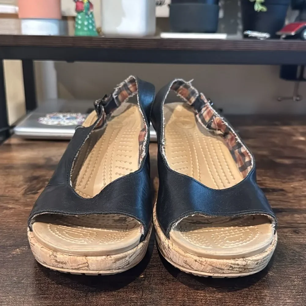 Crocs Black A-Leigh Cork‎ Wedges size 8